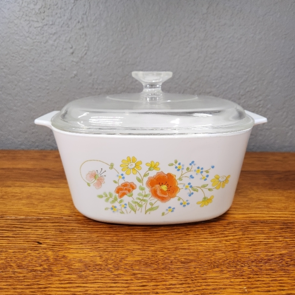 Corningware Wildflowers Covered Casserole